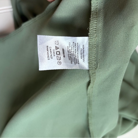 LOFT Sage Green Blouse - Picture 5 of 6